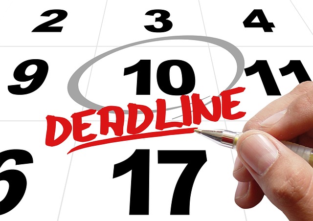 Calendar with deadline mark